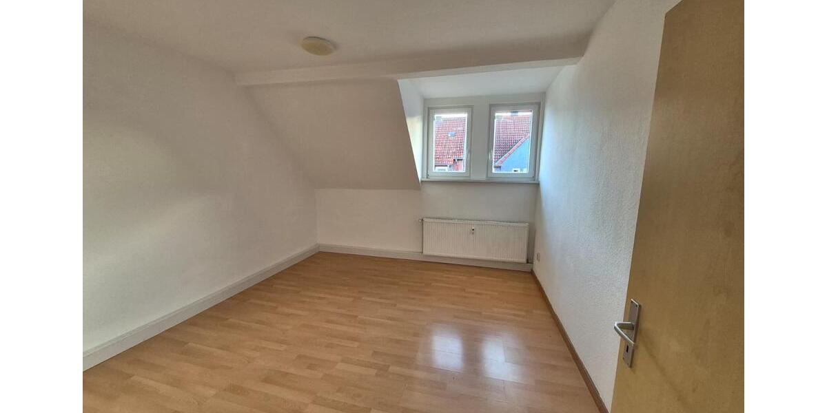 Etagenwohnung Arnstadt - 3 Zimmer, 60 m&sup2;, 410&euro; | Angebot:23217725