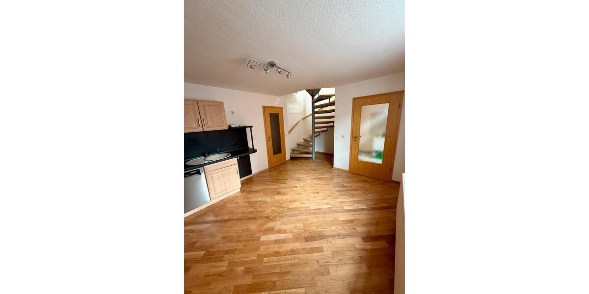 Einfamilienhaus Herbsleben - 5 Zimmer, 120 m&sup2;, 1.000&euro; | Angebot:27583555