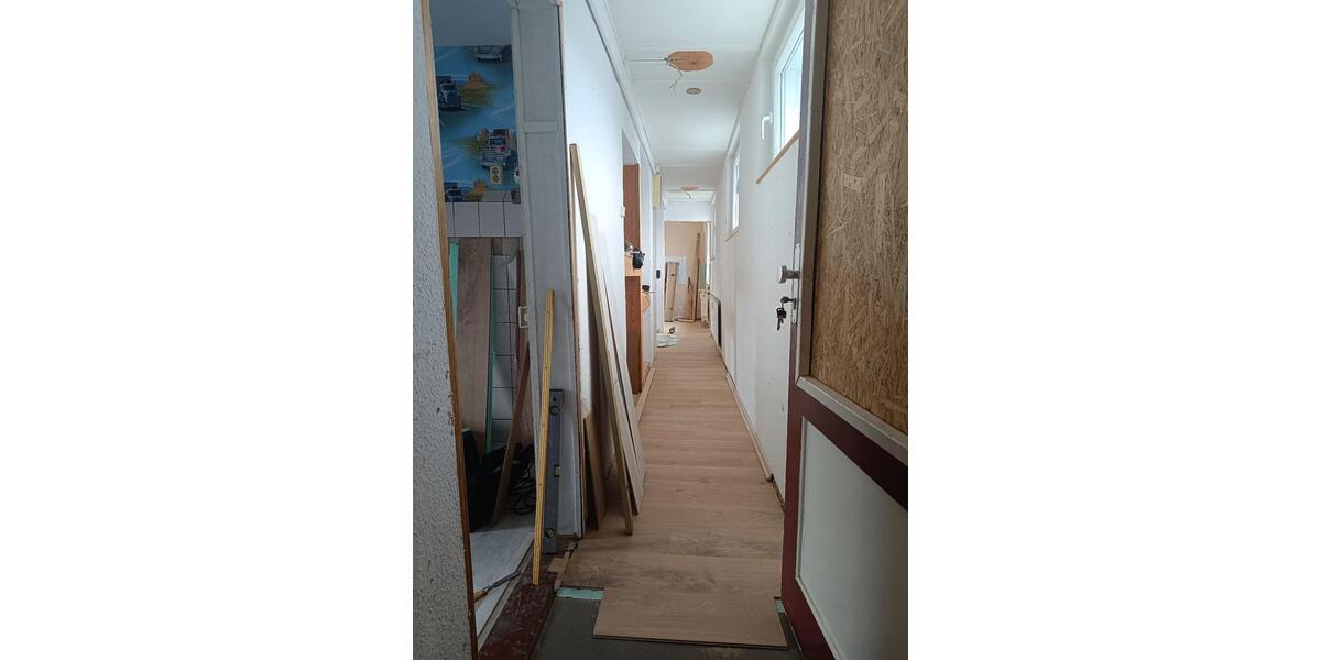 Dachgeschoßwohnung Geratal Geraberg - 4 Zimmer, 73 m&sup2;, 329&euro; | Angebot:25995885