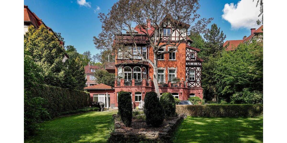 Exklusive Eleganz trifft intelligente Technik - Wohnen im historischen Gewand 4 zimmer