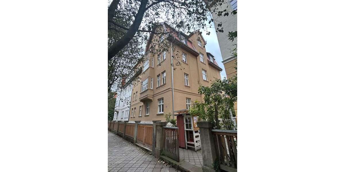 Etagenwohnung Weimar - 5 Zimmer, 152 m&sup2;, 1.900&euro; | Angebot:27326221