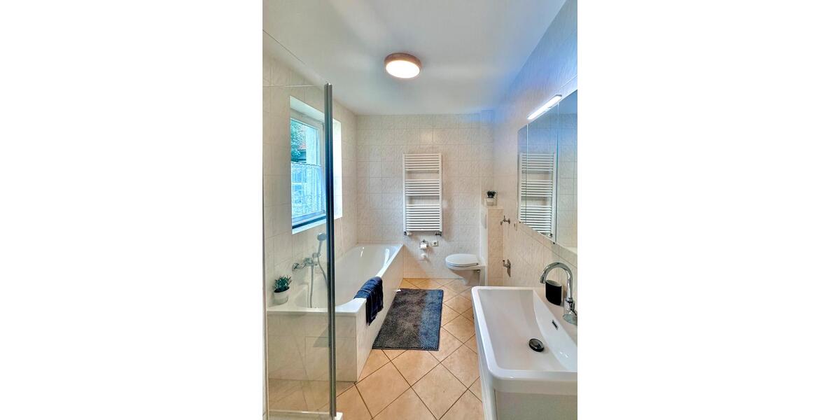 Etagenwohnung Kranichfeld - 5 Zimmer, 123 m&sup2;, 90&euro; | Angebot:20665020