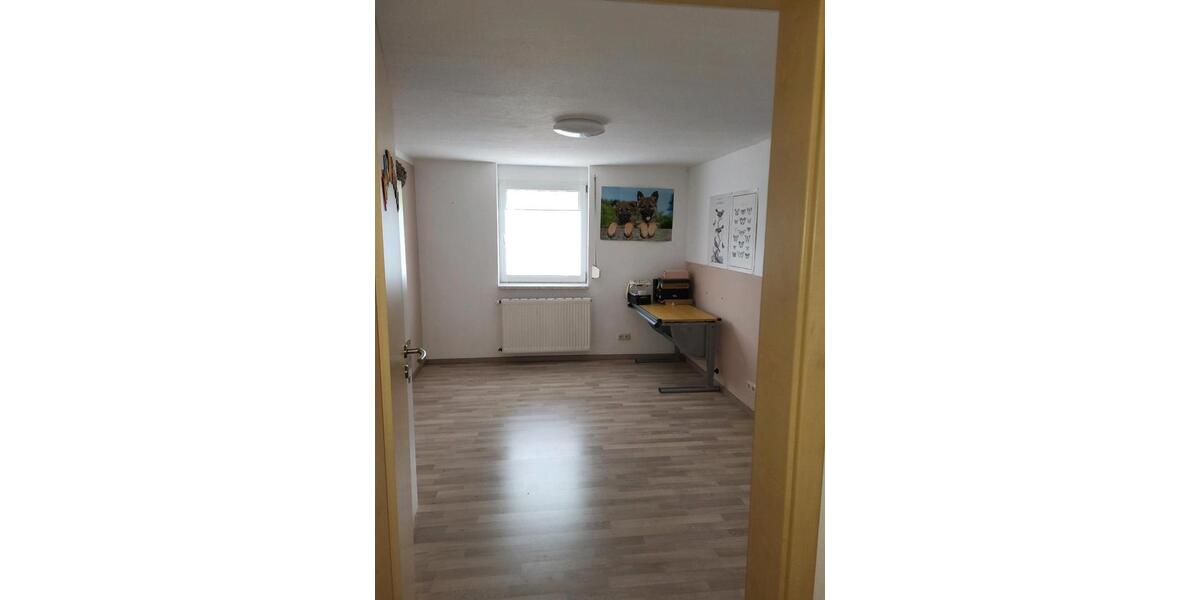 Einfamilienhaus Greußen - 4 Zimmer, 120 m&sup2;, 160.000&euro; | Angebot:27018010