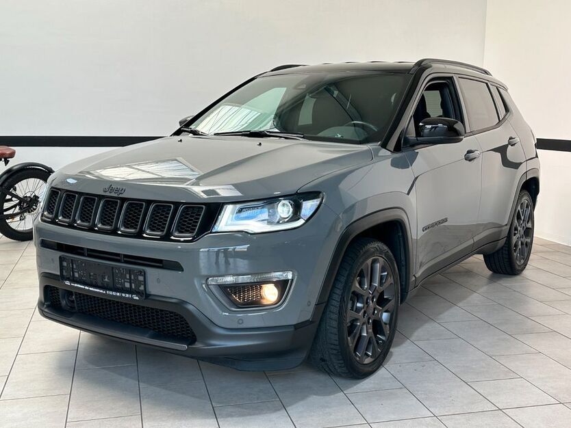 Jeep Compass 44.677 km 21.899 € Dachwig 99100