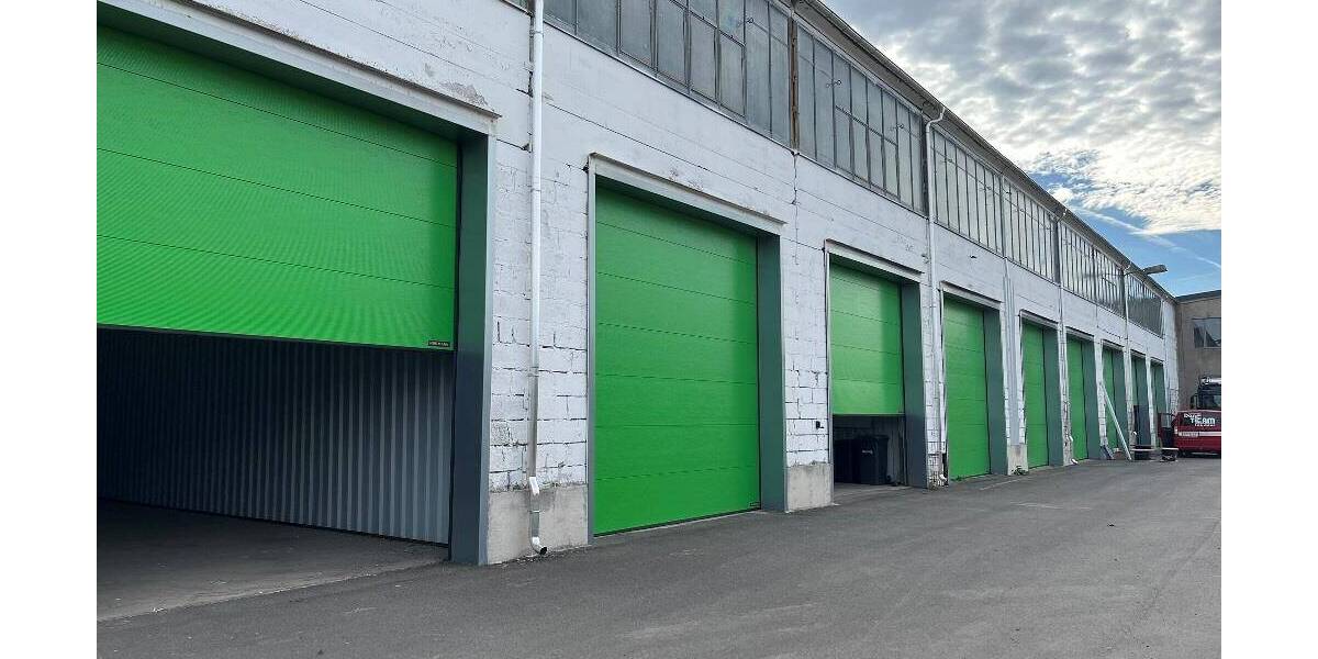 Preiswerte kleine Hallen Lagerboxen direkt an der A71 - 247 Nutzung möglich zimmer