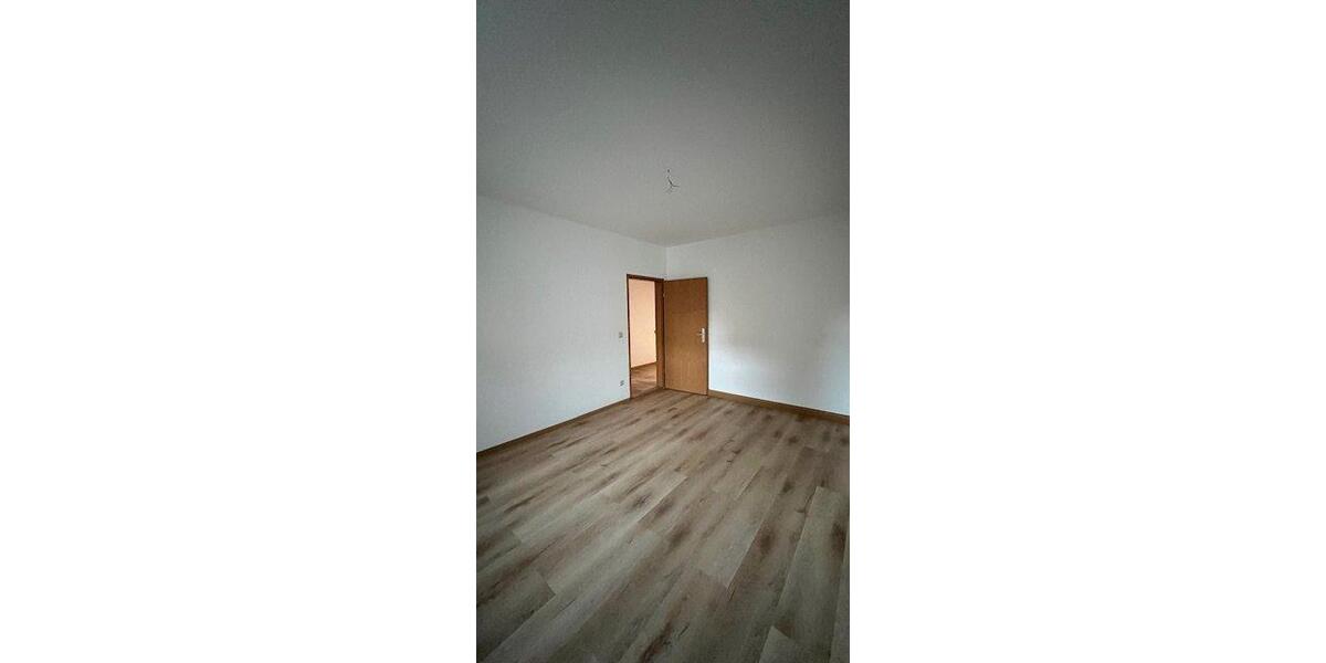 Erdgeschoßwohnung Gotha - 3 Zimmer, 66 m&sup2;, 600&euro; | Angebot:26611354
