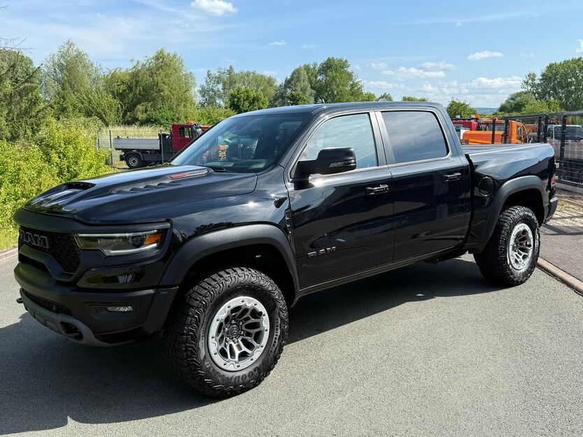 Dodge RAM 27.800 km 135.000 € Amt Wachsenburg OT Thörey 99334