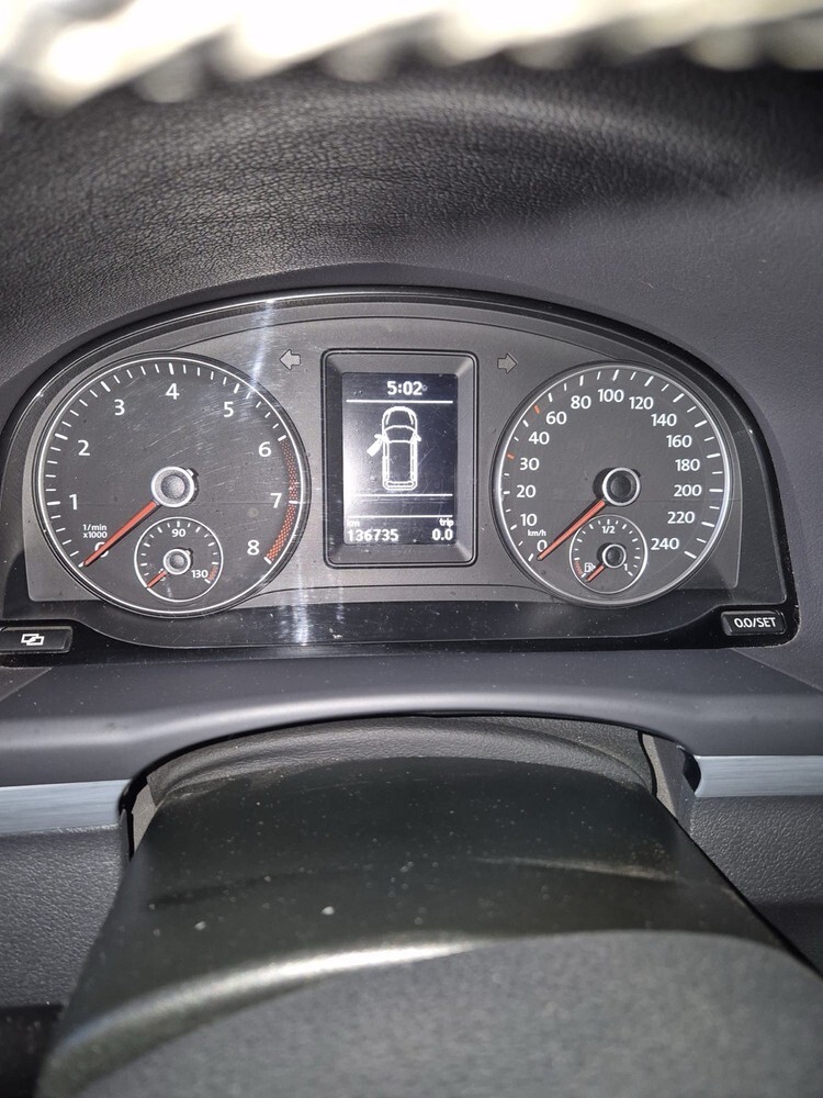 VW Touran 135.000 km 5.600 € Erfurt 99084