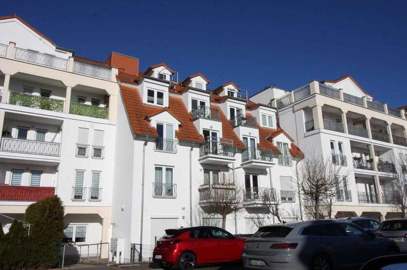 Wohnung zum Kaufen in Erfurt 150.600 € 71.72 m²