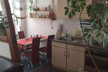 2 Raum Wohnung mit Einbauküche Wanne in der Schwerinerstraße Erfurter Mühlenviertel 2 zimmer