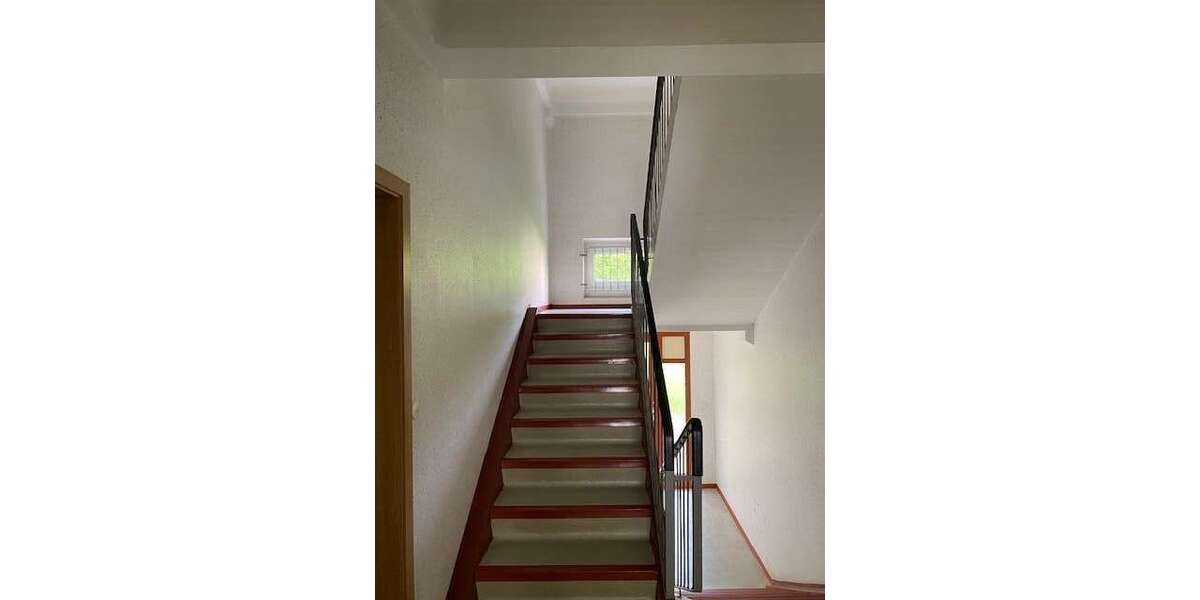 Etagenwohnung Weimar Schöndorf-Waldstadt - 1 Zimmer, 37 m&sup2;, 300&euro; | Angebot:25231279