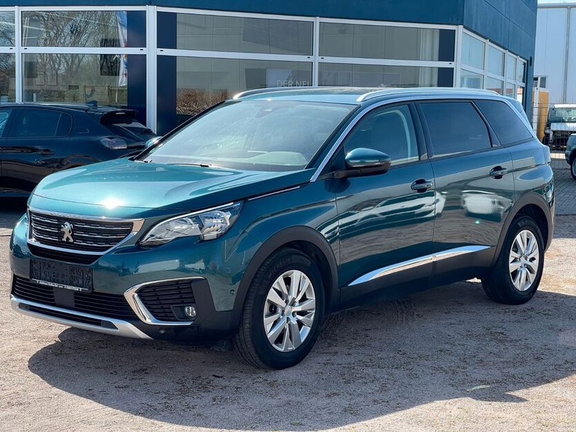 Peugeot 5008 20.500 km 24.500 € Gotha 99867