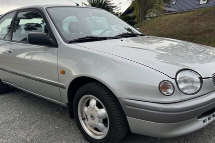 Toyota Corolla 88.953 km 4.500 &euro; Weimar 99423