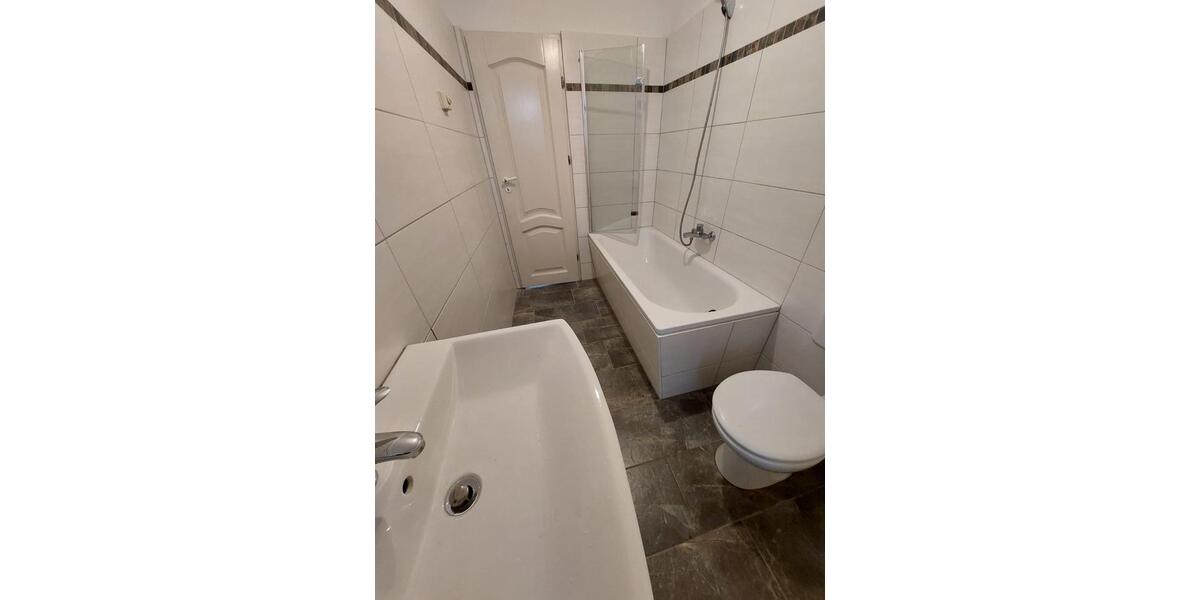 Erdgeschoßwohnung Arnstadt - 3 Zimmer, 58 m&sup2;, 96.000&euro; | Angebot:26764819