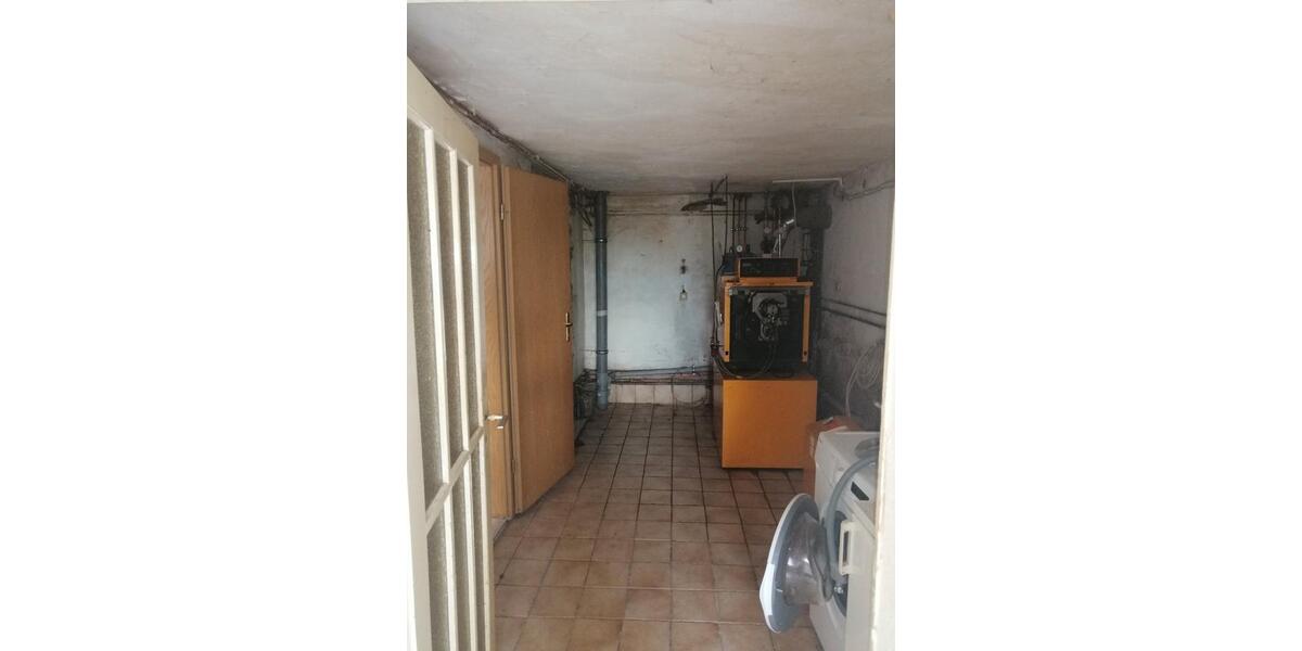 Einfamilienhaus Straußfurt - 6 Zimmer, 140 m&sup2;, 140.000&euro; | Angebot:26360226