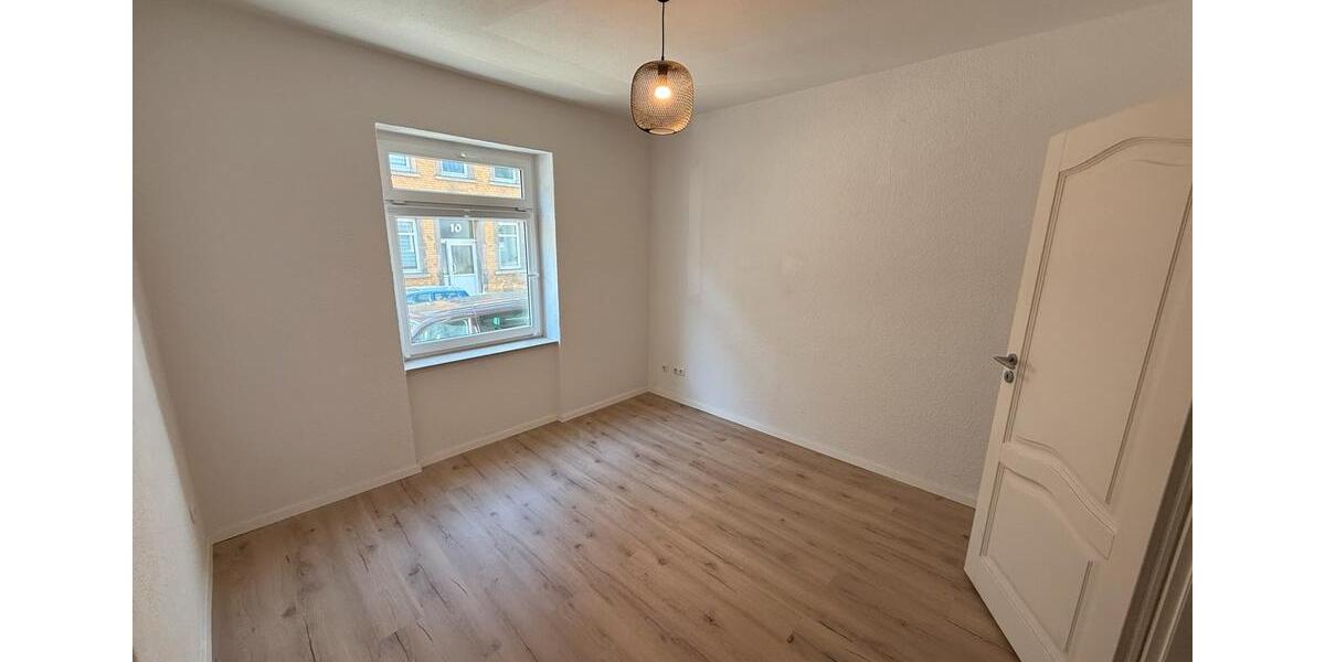 Hochparterre Erfurt Hochheim - 3 Zimmer, 57 m&sup2;, 570&euro; | Angebot:25758199