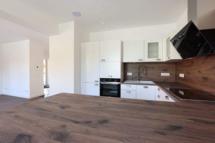 Einfamilienhaus Erfurt Wallichen - 7 Zimmer, 300 m&sup2;, 2.900&euro; | Angebot:26243600