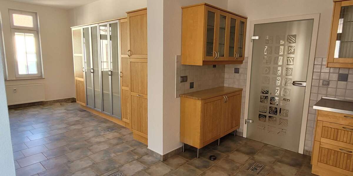 Etagenwohnung Gotha Gotha West - 4 Zimmer, 118 m&sup2;, 850&euro; | Angebot:26118615