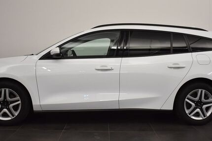 Ford Focus 138.491 km 11.890 € Arnstadt 99310
