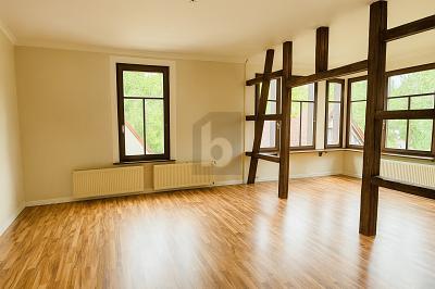 PLATZ FÜR DIE GANZE FAMILIE, ERSTBEZUG N. SANIERUNG 6 zimmer