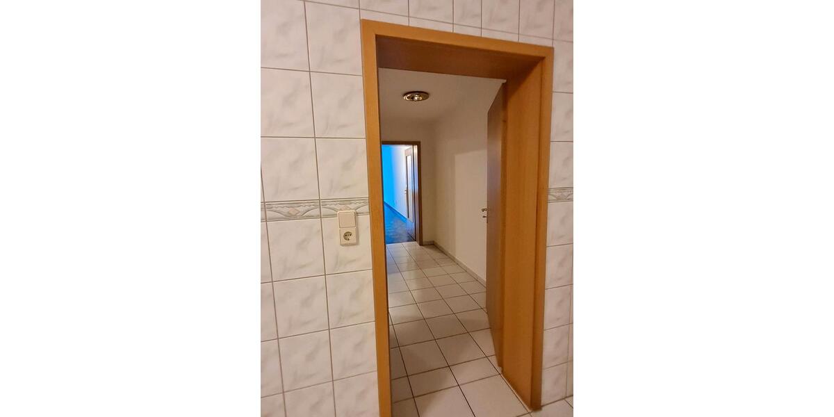 Erdgeschoßwohnung Kölleda - 3 Zimmer, 78 m&sup2;, 736&euro; | Angebot:24570970