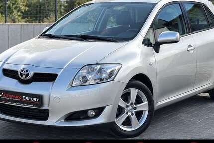 Toyota Auris 144.631 km 4.890 &euro; Erfurt 99085