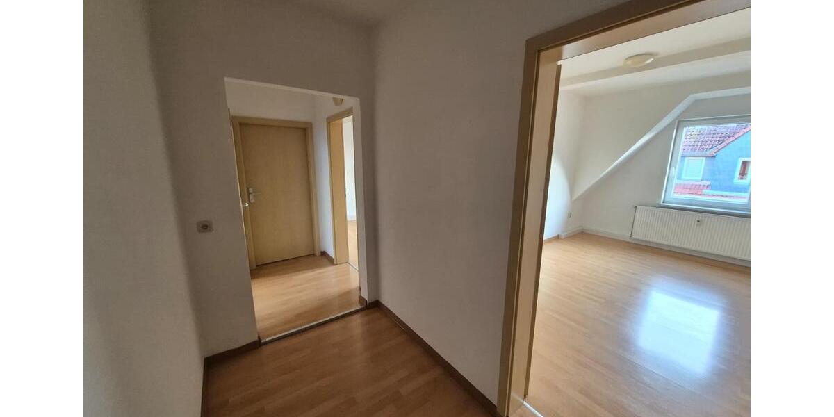 Etagenwohnung Arnstadt - 3 Zimmer, 60 m&sup2;, 410&euro; | Angebot:23217725