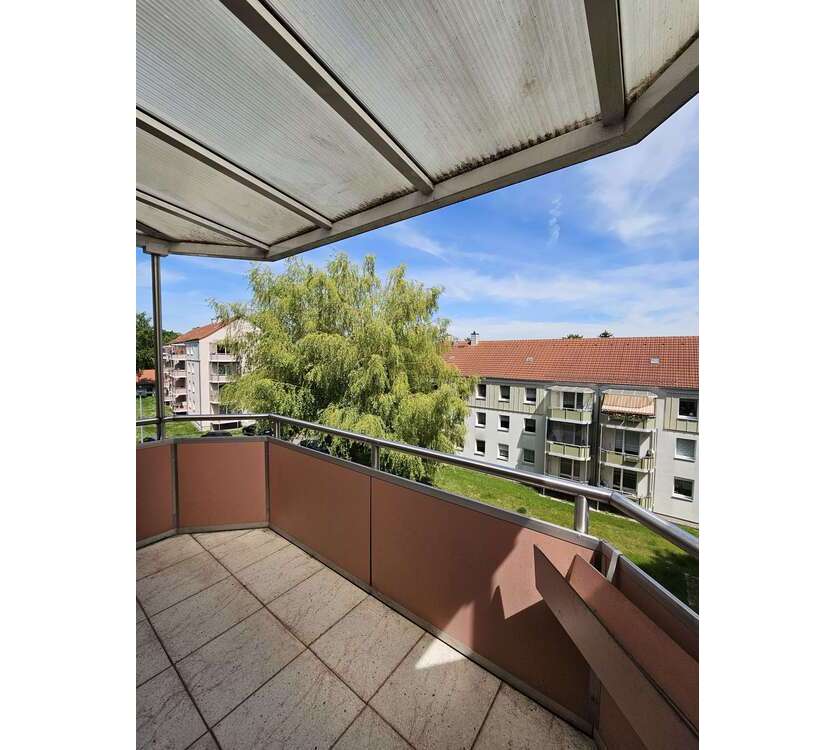 Wohnung zum Mieten in Gotha 330 € 50.94 m²