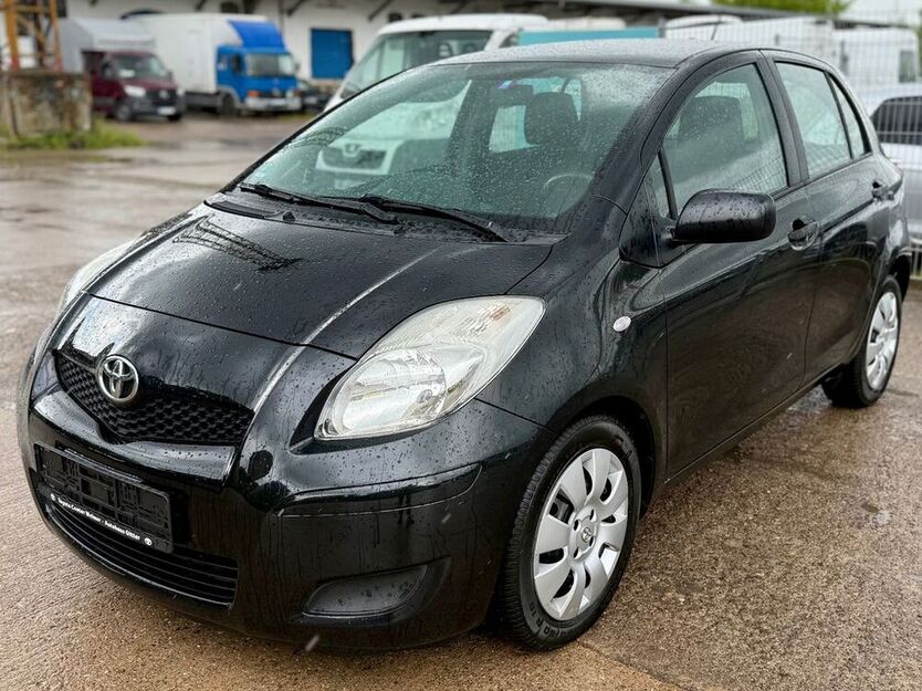 Yaris