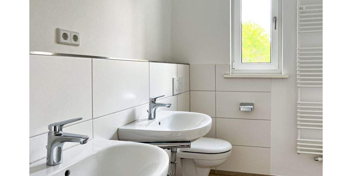 Etagenwohnung Arnstadt - 5 Zimmer, 143 m&sup2;, 1.580&euro; | Angebot:25423305