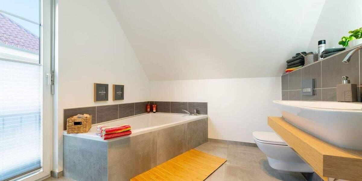 Mehrfamilienhaus, Wohnhaus Bad Tennstedt - 4 Zimmer, 124 m&sup2;, 359.179&euro; | Angebot:25777307