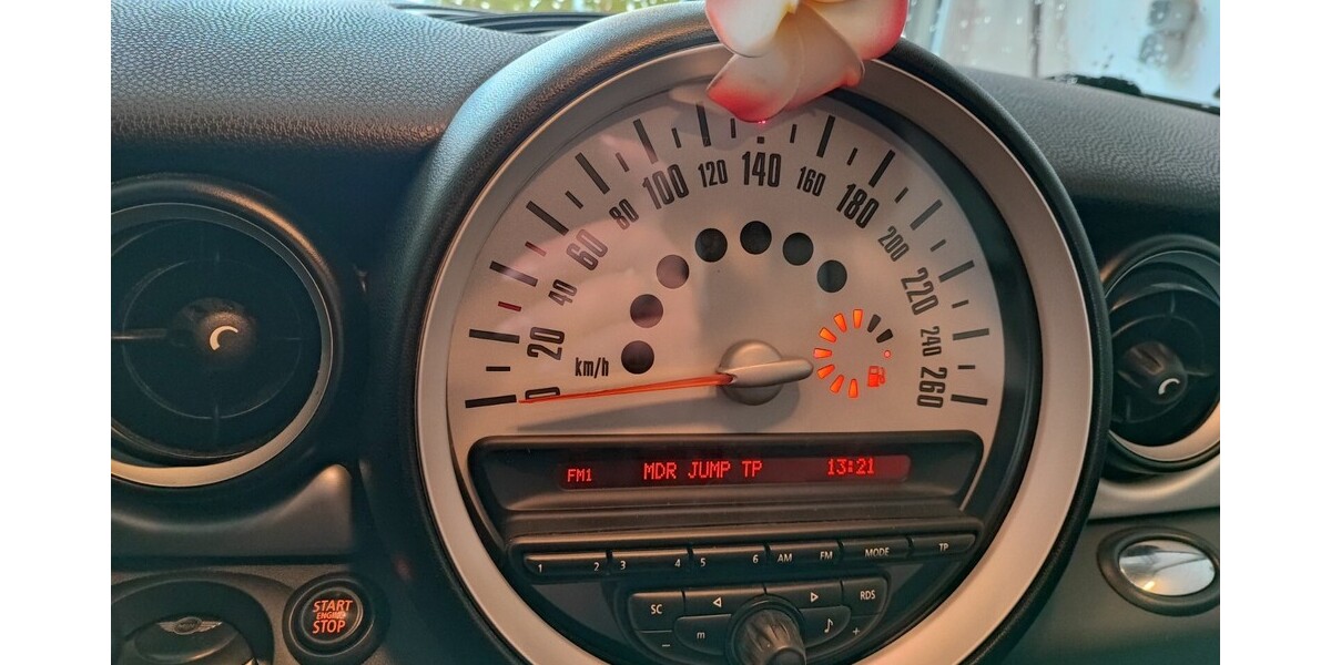 Mini One 104.865 km 4.500 &euro; Gotha 99867