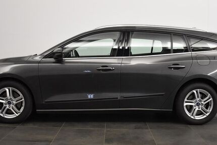 Ford Focus 126.632 km 9.970 € Arnstadt 99310