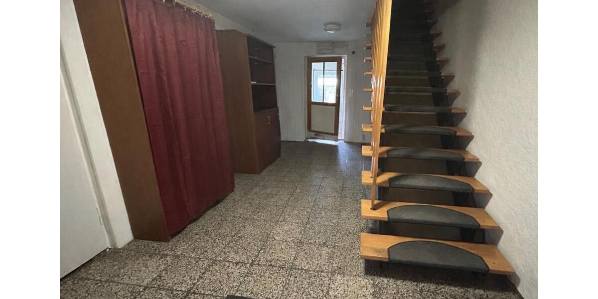 Einfamilienhaus Sömmerda - 7 Zimmer, 190 m&sup2;, 139.000&euro; | Angebot:25881462