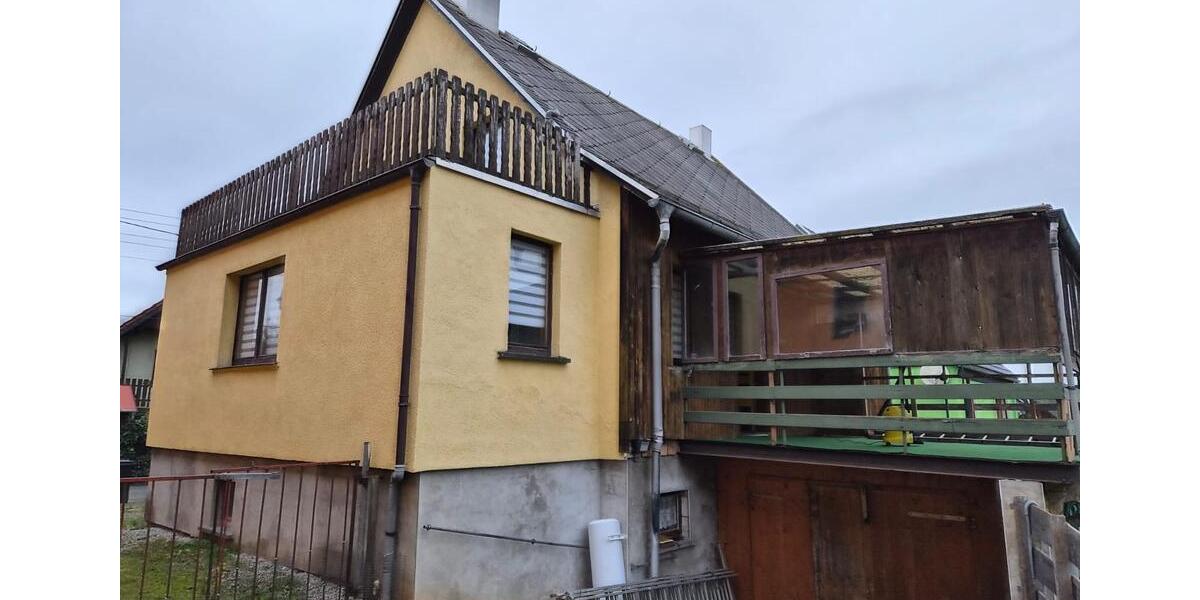 Einfamilienhaus Stadtilm - 7 Zimmer, 120 m&sup2;, 115.000&euro; | Angebot:24533046