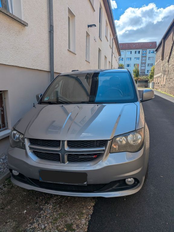 Dodge Grand Caravan 81.500 km 18.000 € Nessetal OT Goldbach 99869