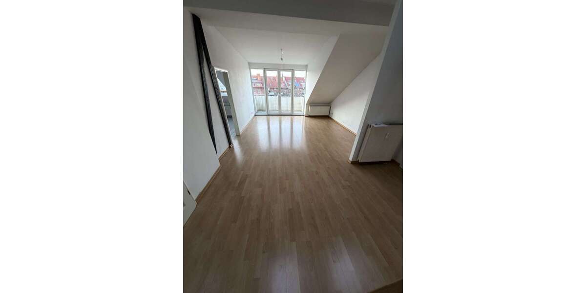 Etagenwohnung Erfurt Krämpfervorstadt - 3 Zimmer, 103 m&sup2;, 875&euro; | Angebot:25336167