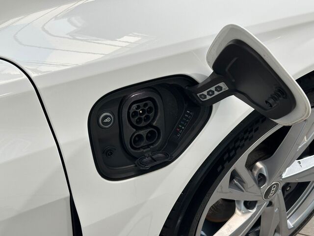 Audi e-tron GT quattro Navi*Leder*Matrix*HUD*1.Hand 91.446 km 47.999 &euro; Gebesee 99189
