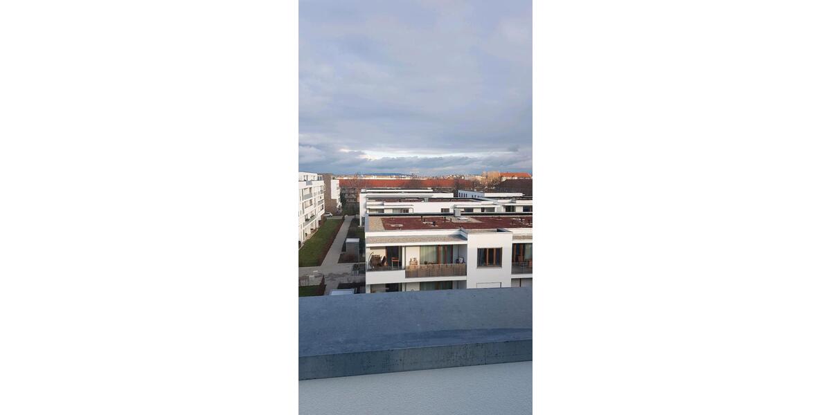 Dachgeschoßwohnung Erfurt Johannesplatz - 4 Zimmer, 146 m&sup2;, 2.000&euro; | Angebot:25922484