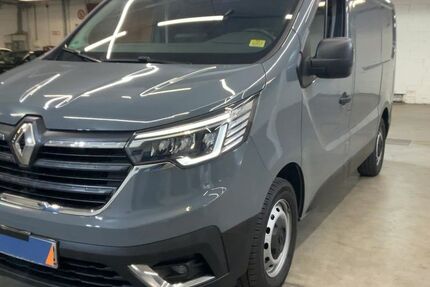 Renault Trafic 26.075 km 23.490 € Weimar 99425