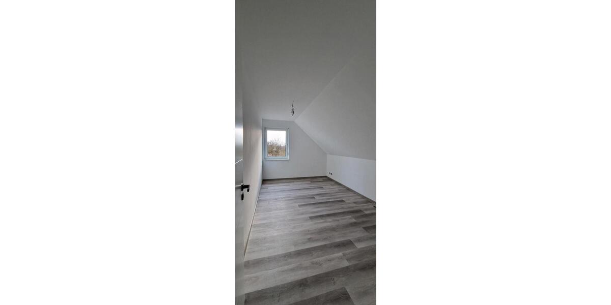 Einfamilienhaus Gotha - 4 Zimmer, 127 m&sup2;, 409.000&euro; | Angebot:26237337