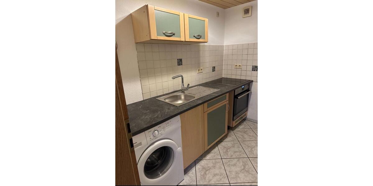 Etagenwohnung Arnstadt - 5 Zimmer, 80 m&sup2;, 20&euro; | Angebot:24662824