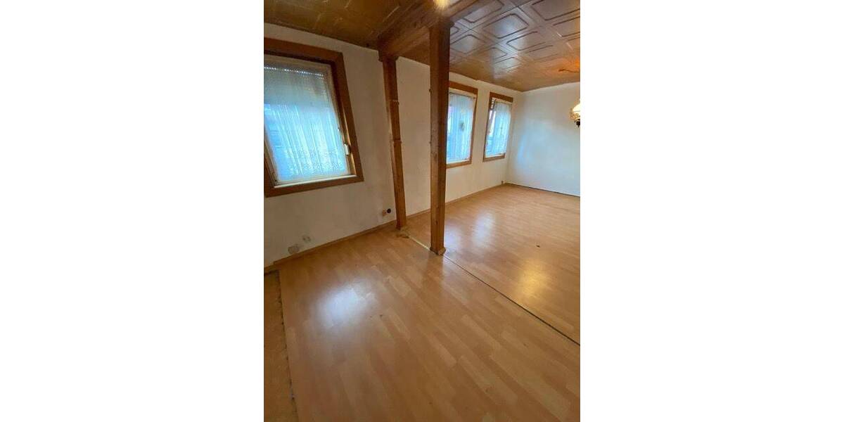 Einfamilienhaus Schwabhausen - 6 Zimmer, 132 m&sup2;, 119.000&euro; | Angebot:26557038