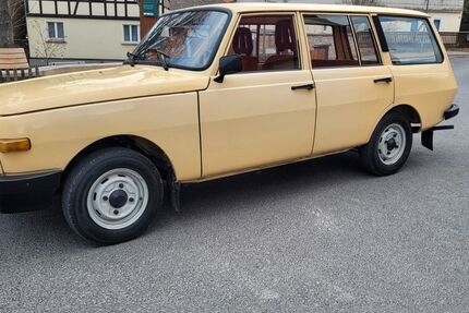 Wartburg 353 48.500 km 8.999 € Blankenhain 99444