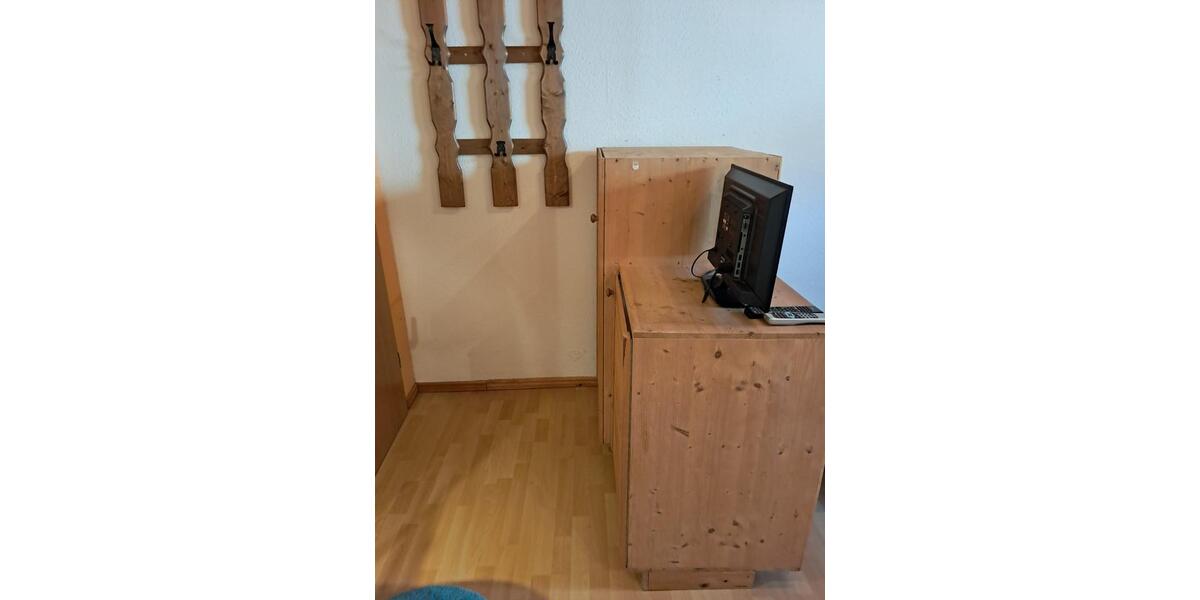 Hochparterre Nesse-Apfelstädt Apfelstädt - 1 Zimmer, 15 m&sup2;, 250&euro; | Angebot:25356296