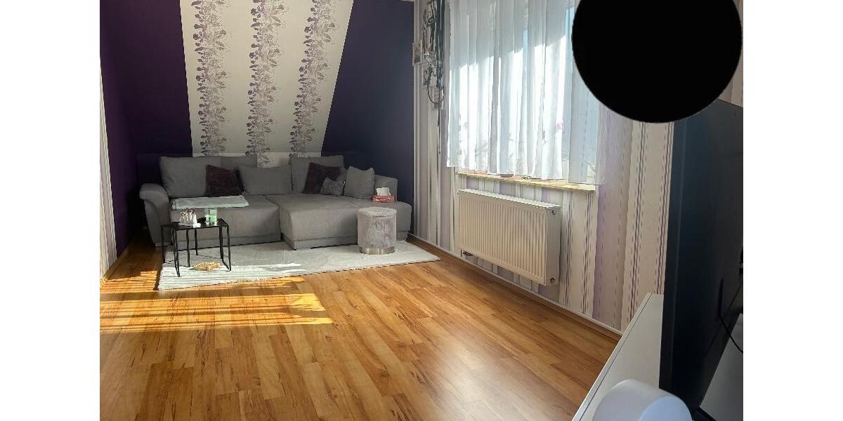 Dachgeschoßwohnung Kölleda - 3 Zimmer, 76 m&sup2;, 610&euro; | Angebot:25509052