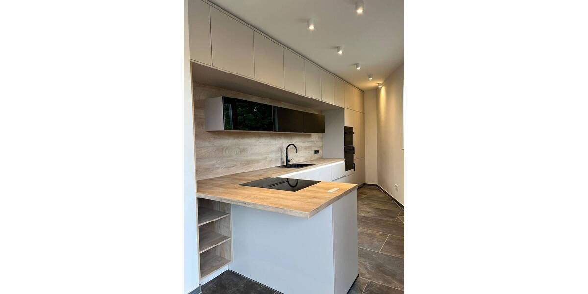 Etagenwohnung Erfurt Hochheim - 4 Zimmer, 130 m&sup2;, 2.190&euro; | Angebot:26851170