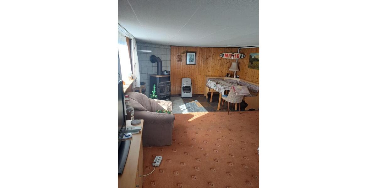 Bungalow Arnstadt - 2 Zimmer, 70 m&sup2;, 10.000&euro; | Angebot:26159336