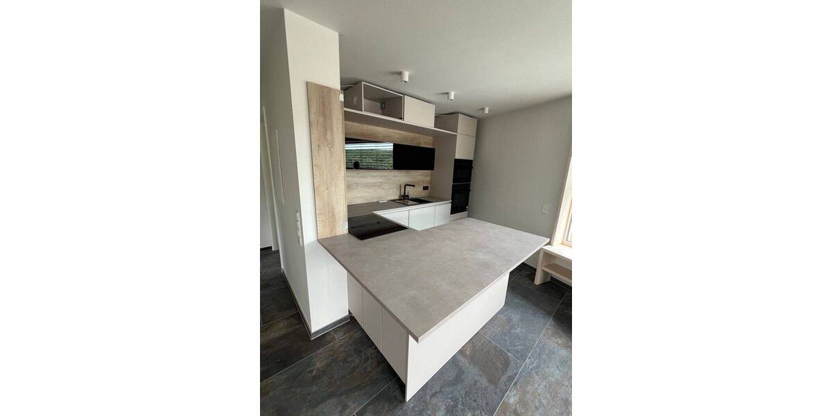 Etagenwohnung Erfurt Hochheim - 2 Zimmer, 56 m&sup2;, 1.090&euro; | Angebot:26824695