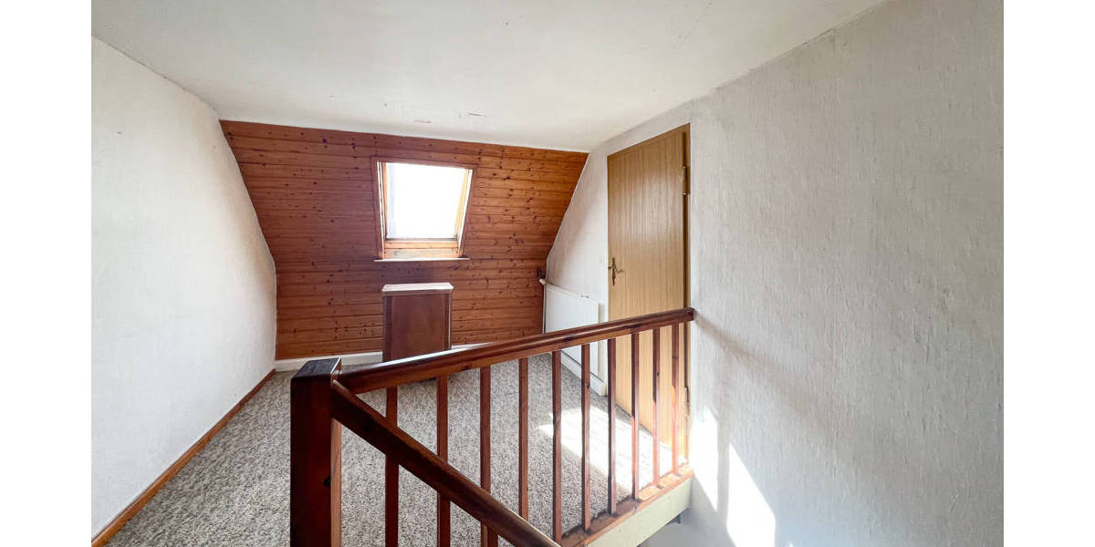 Einfamilienhaus Am Ettersberg / Berlstedt Berlstedt - 5 Zimmer, 118 m&sup2;, 175.000&euro; | Angebot:26127289